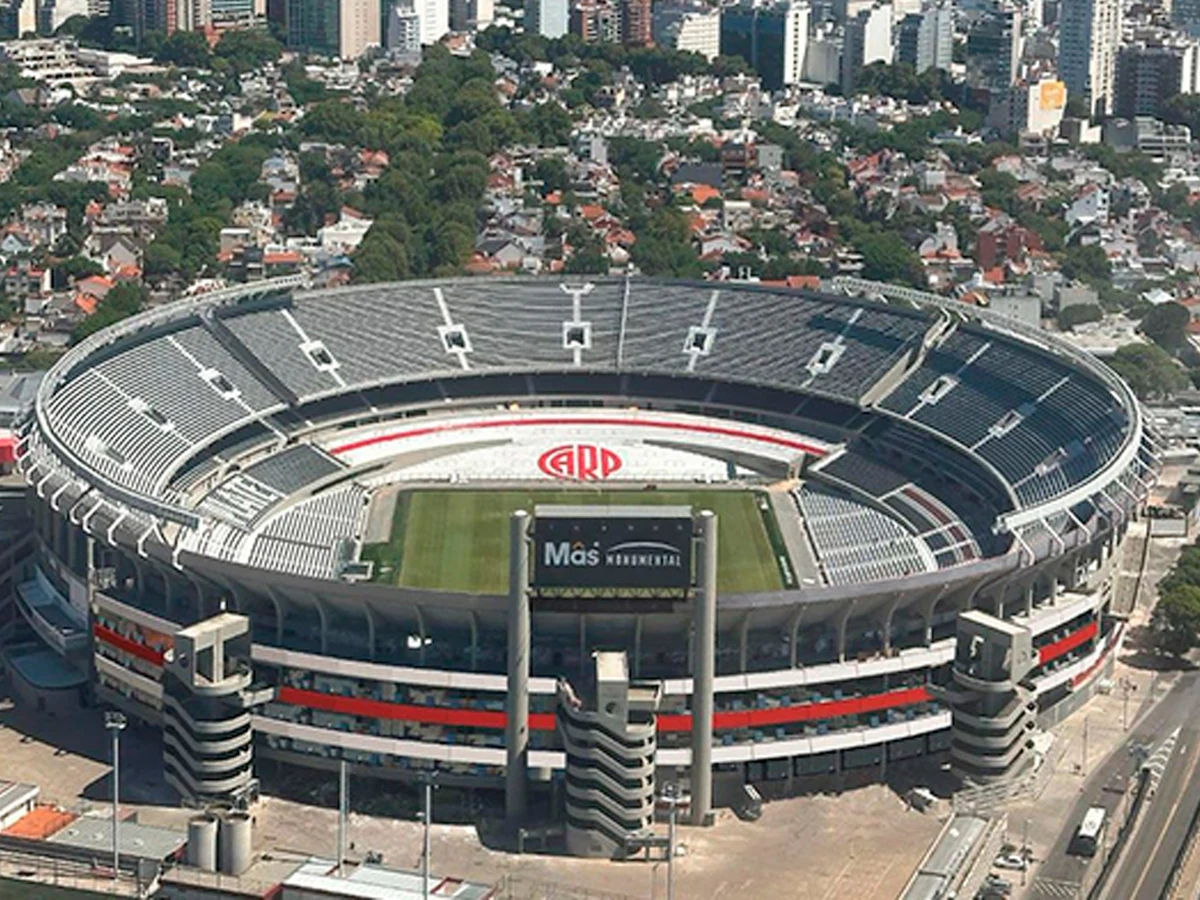 Estadio Mâs Monumental